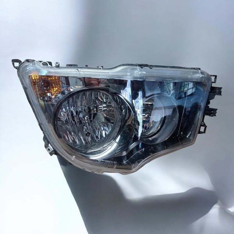 Frontscheinwerfer Mercedes-Benz A9618207339 Rechts Scheinwerfer Headlight