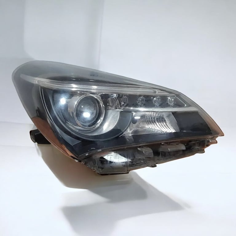 Frontscheinwerfer Toyota Yaris MIA11581 Rechts Scheinwerfer Headlight