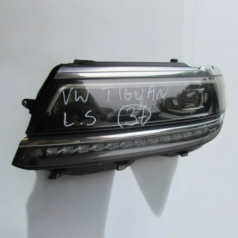 Frontscheinwerfer VW Tiguan 5NB941081A LED Links Scheinwerfer Headlight SCH1881130621iu