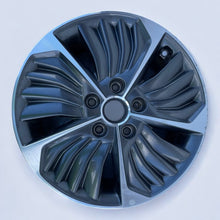 Load image into Gallery viewer, 1x Alufelge 16 Zoll 6.5&quot; 5x114.3 50ET 52910-G2700, 52910G2700 Hyundai Ioniq