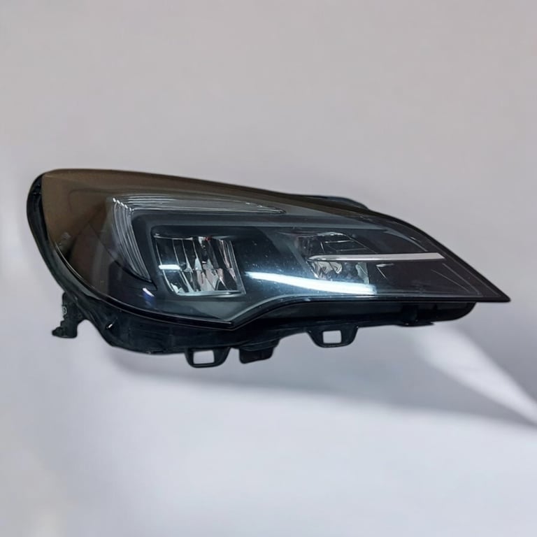 Frontscheinwerfer Opel Astra 39195689 LED Rechts Scheinwerfer Headlight