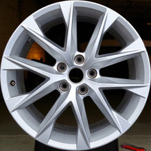 Load image into Gallery viewer, 1x Alufelge 18 Zoll 7.5" 5x112 51ET 5F0601025AA Seat Leon Rim Wheel FEL1792325422vz