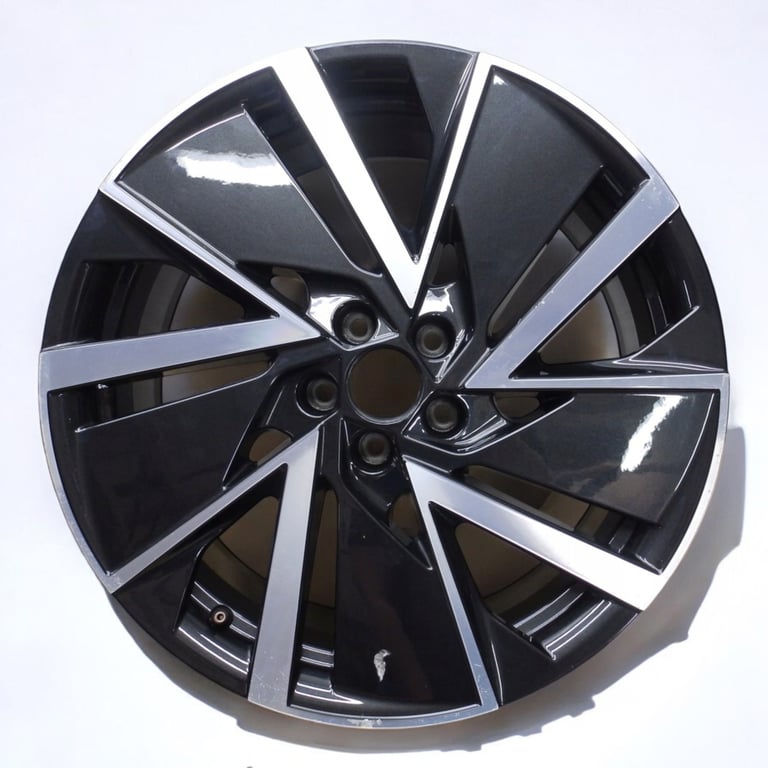 1x Alufelge 18 Zoll 7.0" 5x100 39ET Glanz Graphit 658601025 Mg Scala Kamiq