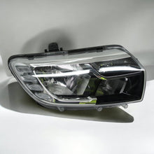 Load image into Gallery viewer, Frontscheinwerfer Dacia Logan Sandero II 260105925R LED Rechts Headlight SCH1674061897sb