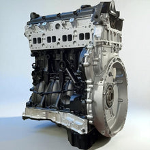 Laden Sie das Bild in den Galerie-Viewer, Motor Mercedes-Benz 651930 Diesel Engine Unkomplett