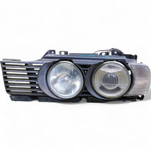 Laden Sie das Bild in den Galerie-Viewer, Frontscheinwerfer BMW 5 E34 0301384201 Links Scheinwerfer Headlight SCH5207522392yn