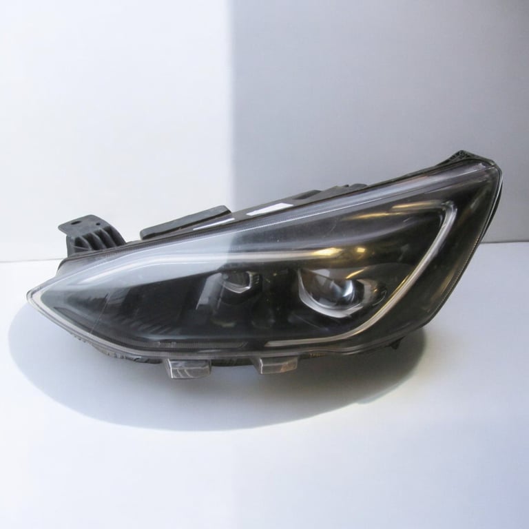 Frontscheinwerfer Ford Focus LED Links Scheinwerfer Headlight