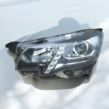 Laden Sie das Bild in den Galerie-Viewer, Frontscheinwerfer Peugeot Partner Rifter 9816827280 LED Links Headlight