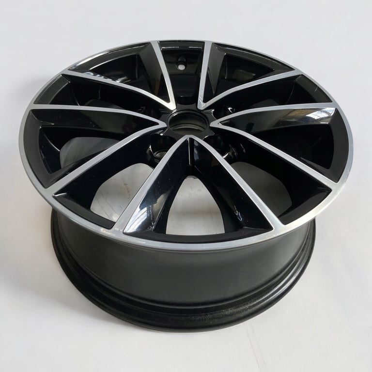 1x Alufelge 16 Zoll 6.5" 5x114.3 41ET 8201549239 Renault Megane III 1 Grand