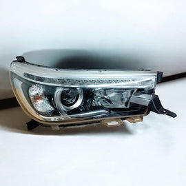 Frontscheinwerfer Toyota Hilux VIII LED Rechts Scheinwerfer Headlight SCH5789872376wr