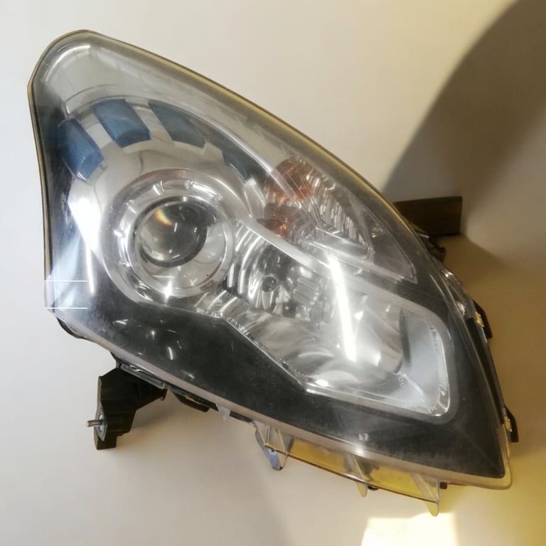 Frontscheinwerfer Renault Koleos Ein Stück (Rechts oder Links) Headlight