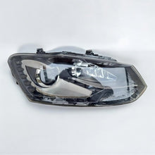 Load image into Gallery viewer, Frontscheinwerfer VW Polo 6R1941040D Rechts Scheinwerfer Headlight