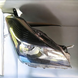 Frontscheinwerfer Toyota Yaris Rechts Scheinwerfer Headlight