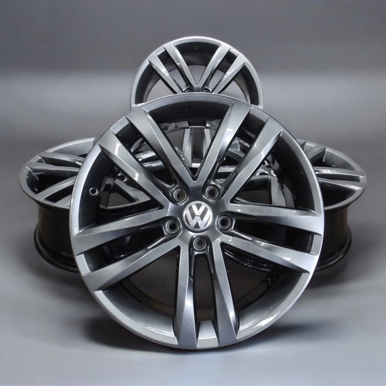 4x Alufelge 18 Zoll 7.5" 5x112 51ET Glanz Grau 5G0601025AF VW Golf Vii Rim Wheel