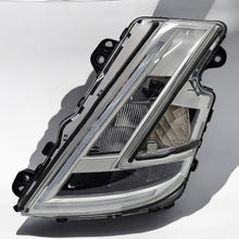 Load image into Gallery viewer, Frontscheinwerfer Volvo 24056515 LED Links Scheinwerfer Headlight SCH2813649115bs