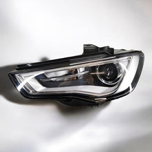 Laden Sie das Bild in den Galerie-Viewer, Frontscheinwerfer Audi A3 8V0941005 Bi-Xenon Links Scheinwerfer Headlight