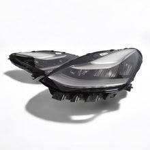 Laden Sie das Bild in den Galerie-Viewer, Frontscheinwerfer Tesla 3 1077375-00-9 Links Scheinwerfer Headlight