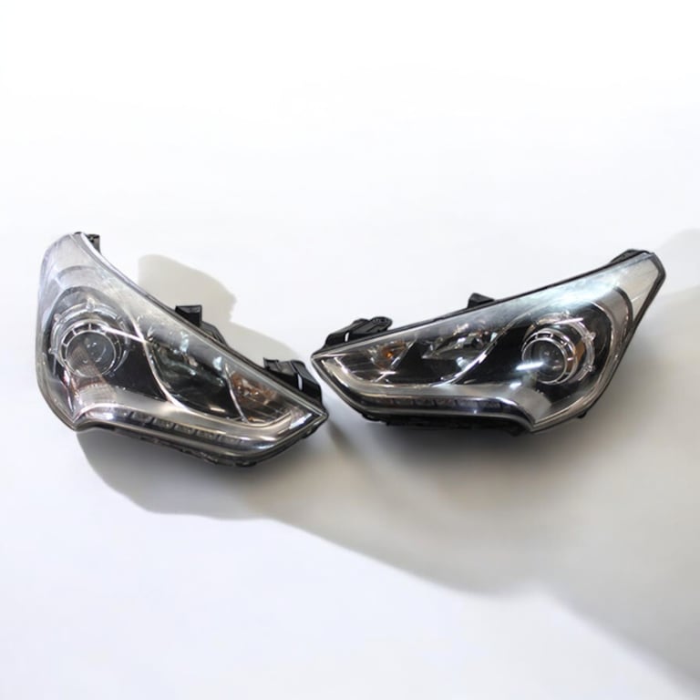 Frontscheinwerfer Hyundai Veloster Rechts Scheinwerfer Headlight