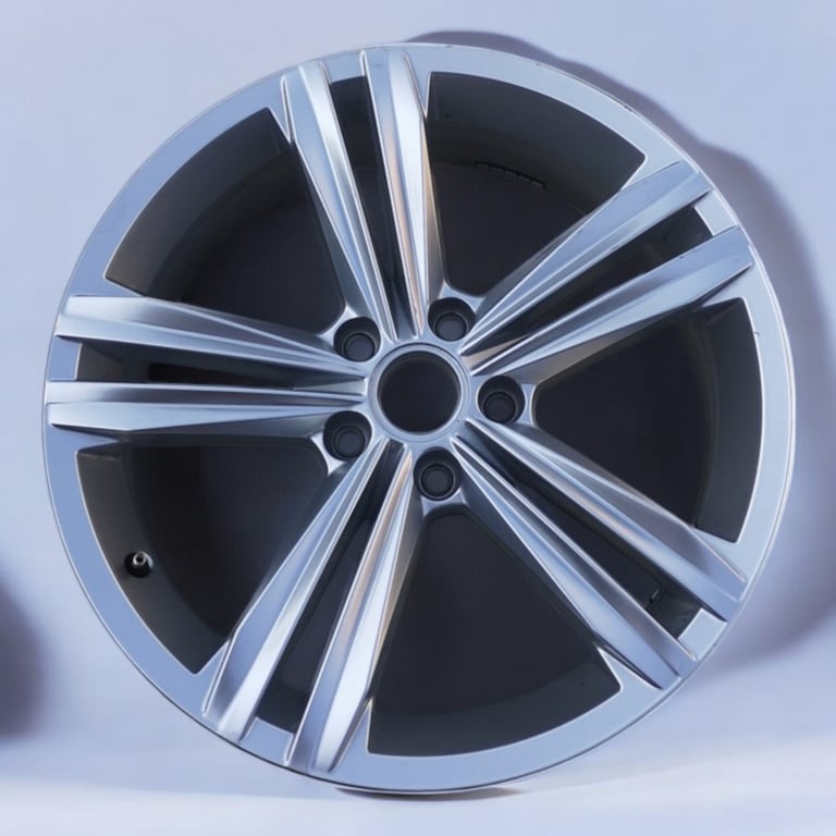 1x Alufelge 18 Zoll 7.0" 5x112 43ET Glanz Schwarz 5NA601025AQ VW Tiguan FEL2874941059ak