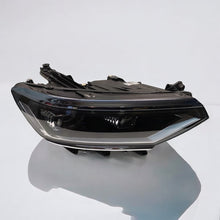 Laden Sie das Bild in den Galerie-Viewer, Frontscheinwerfer VW Passat B8 3G0941082P LED Rechts Scheinwerfer Headlight