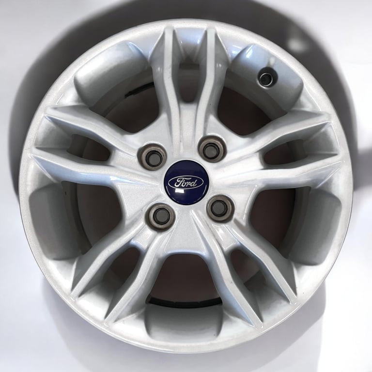 1x Alufelge 15 Zoll 6.0" 4x108 47,5ET Silber E1BJ-1007-AA Ford Fiesta Rim Wheel