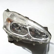 Laden Sie das Bild in den Galerie-Viewer, Frontscheinwerfer Peugeot 208 9802221280 Rechts Scheinwerfer Headlight