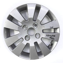 Laden Sie das Bild in den Galerie-Viewer, 1x Alufelge 14 Zoll 4.5&quot; 4x100 39ET Glanz Silber PZ406-98673 Toyota Aygo