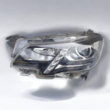 Load image into Gallery viewer, Frontscheinwerfer Peugeot Partner Rifter 90146217 Rechts Scheinwerfer Headlight