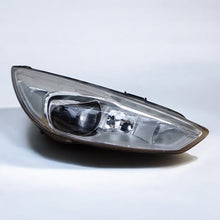 Laden Sie das Bild in den Galerie-Viewer, Frontscheinwerfer Ford Focus F1EB-13D154-AE LED Rechts Scheinwerfer Headlight