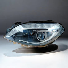 Load image into Gallery viewer, Frontscheinwerfer Mercedes-Benz W246 A2468200761 Xenon Links Headlight