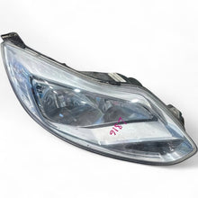 Laden Sie das Bild in den Galerie-Viewer, Frontscheinwerfer Ford Focus BM5113W029AH 16J77R14819 Rechts Headlight SCH8920661223wz