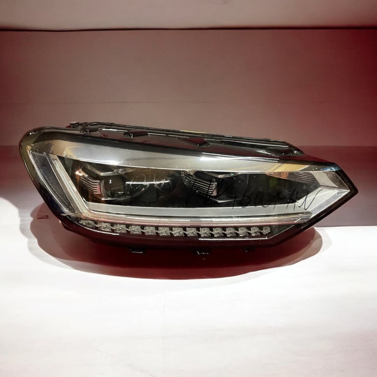Frontscheinwerfer VW Touran 5TB941082A LED Rechts Scheinwerfer Headlight