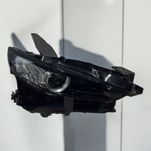 Laden Sie das Bild in den Galerie-Viewer, Frontscheinwerfer Mazda Cx30 Cx-30 Rechts Scheinwerfer Headlight SCH6759113082qj