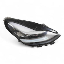 Laden Sie das Bild in den Galerie-Viewer, Frontscheinwerfer Tesla Model 3 111079600D Rechts Scheinwerfer Headlight