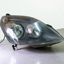 Laden Sie das Bild in den Galerie-Viewer, Frontscheinwerfer Opel Zafira B A 13252473RH Rechts Scheinwerfer Headlight