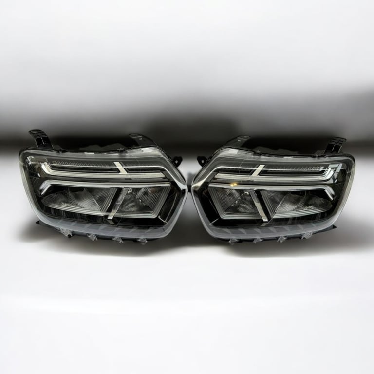 Frontscheinwerfer Dacia Duster 260106194R 260101613R Rechts oder Links SCH8280747551vv