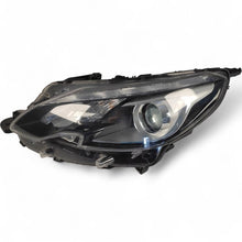 Laden Sie das Bild in den Galerie-Viewer, Frontscheinwerfer Peugeot 2008 I 9825313980 Ein Stück (Rechts oder Links)