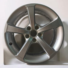 Laden Sie das Bild in den Galerie-Viewer, 1x Alufelge 17 Zoll 7.5" 5x112 43ET Glanz Silber 8V0601025S Audi A4 A3 Rim Wheel FEL9688550362dg