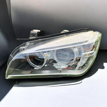 Laden Sie das Bild in den Galerie-Viewer, Frontscheinwerfer BMW X1 E84 7290239-07 Xenon Links Scheinwerfer Headlight SCH6210107692at