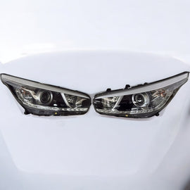Frontscheinwerfer Kia Ceed Xenon Ein Stück (Rechts oder Links) Headlight