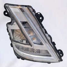 Load image into Gallery viewer, Frontscheinwerfer Volvo 24056510 Laser Rechts Scheinwerfer Headlight SCH5805752311el