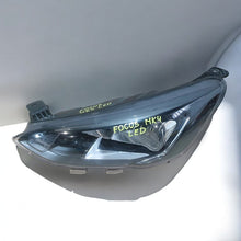 Laden Sie das Bild in den Galerie-Viewer, Frontscheinwerfer Ford Focus LED Links Scheinwerfer Headlight