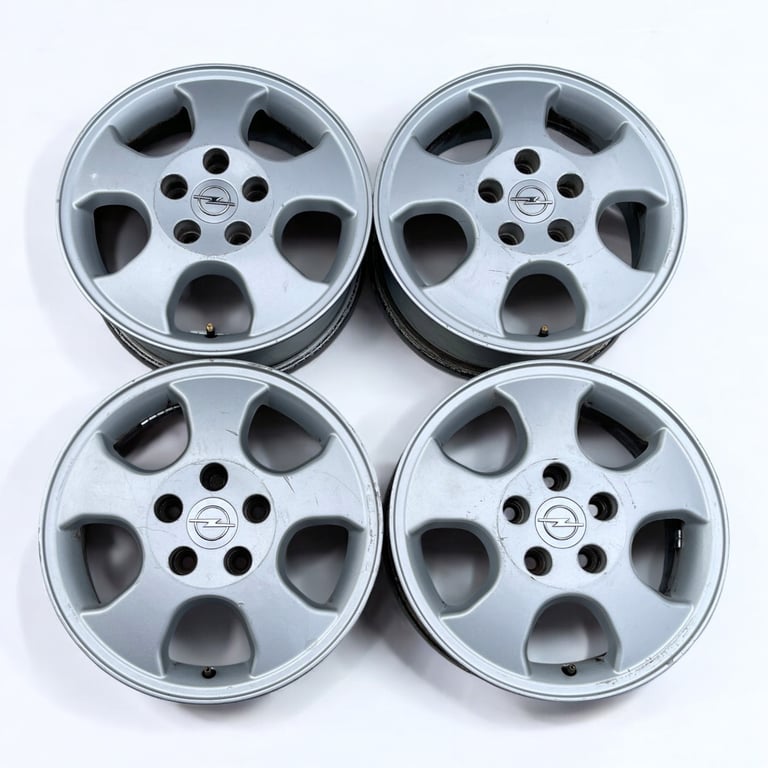 4x Alufelge 15 Zoll 6.0" 5x110 49ET Glanz Silber Opel Rim Wheel