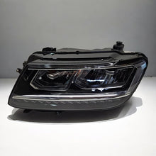 Laden Sie das Bild in den Galerie-Viewer, Frontscheinwerfer VW Tiguan 5NB941035B LED Links Scheinwerfer Headlight