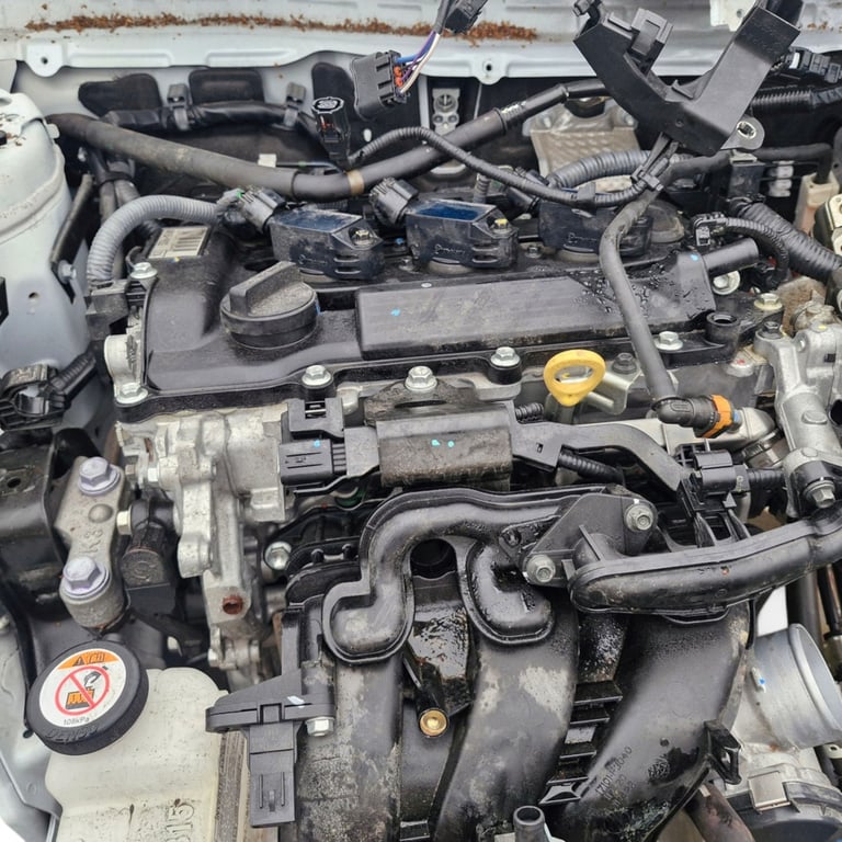 Motor Toyota Yaris M15A-FXE 21TKm 2021 Hybrid Engine Unkomplett