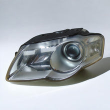 Load image into Gallery viewer, Frontscheinwerfer VW Passat 3C0941005AA Links Scheinwerfer Headlight