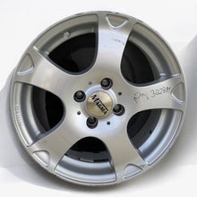 Laden Sie das Bild in den Galerie-Viewer, 1x Alufelge 15 Zoll 6.0&quot; 4x100 38ET KBA46667 Honda Corsa Rim Wheel