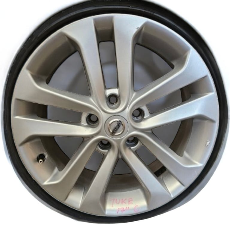1x Alufelge 17 Zoll 7.0" 5x114.3 Nissan Juke F15 Rim Wheel