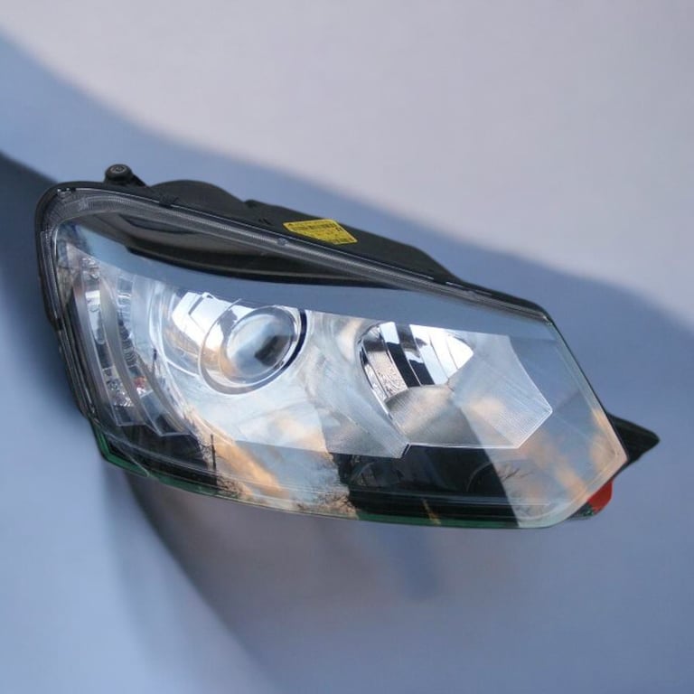 Frontscheinwerfer Skoda Yeti 5L1941016C Xenon Rechts Scheinwerfer Headlight