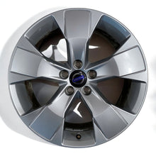 Laden Sie das Bild in den Galerie-Viewer, 1x Alufelge 18 Zoll 7.5&quot; 5x108 31471553 Volvo Xc40 Rim Wheel